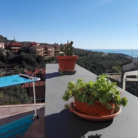 Ca Dei Nonni Сasa de vacaciones Civezza