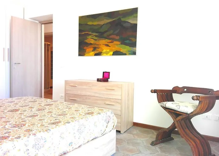 Feriehus Ca Dei Nonni Civezza