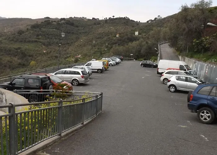 Feriehus Ca Dei Nonni Civezza