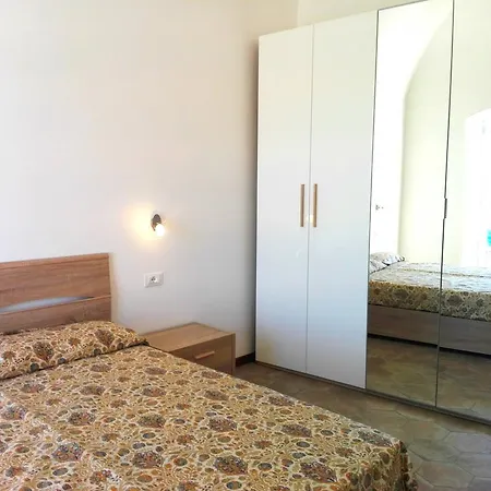 Ca Dei Nonni Holiday home *